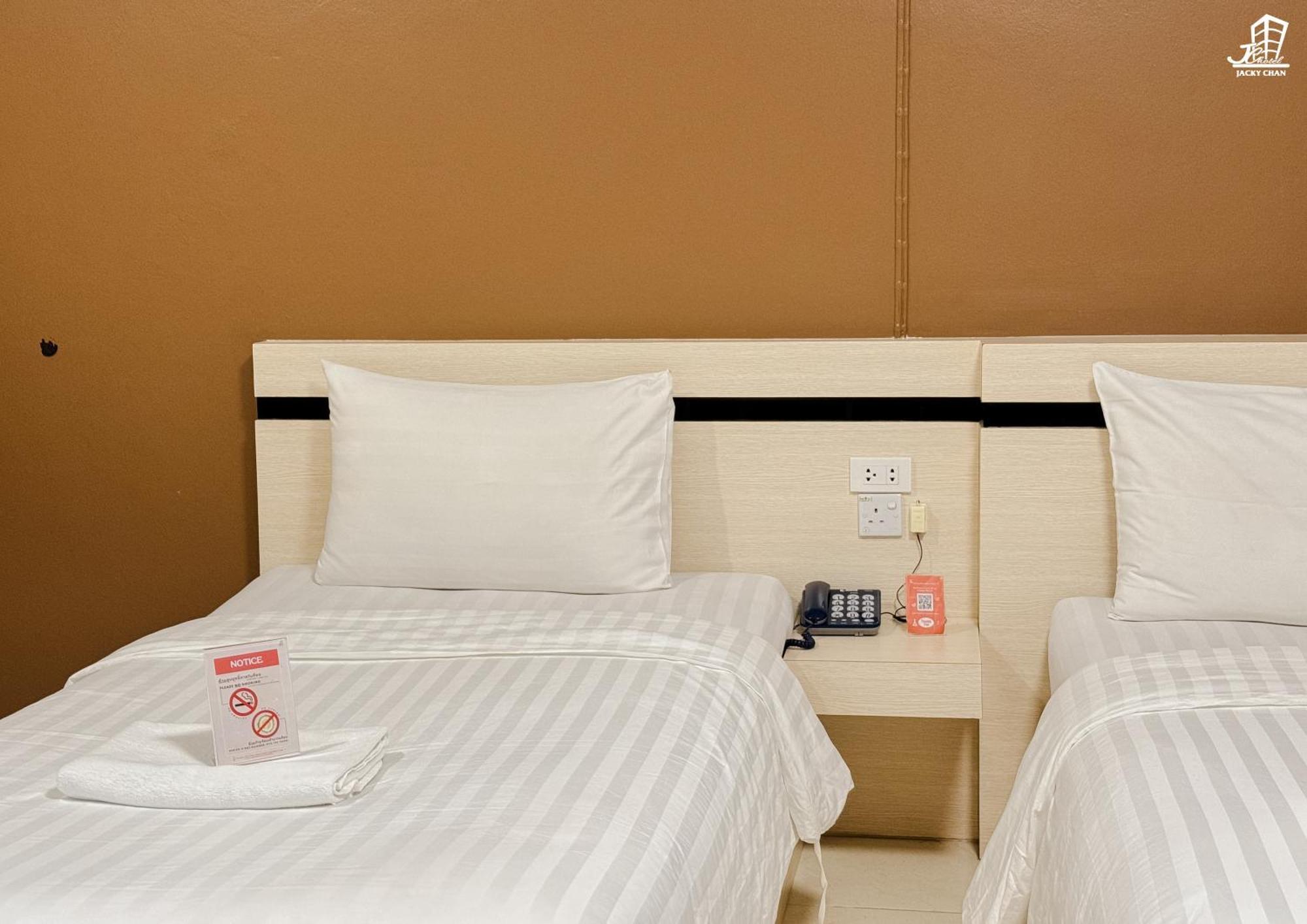 Jacky Chan Hotel Бетонг Екстериор снимка