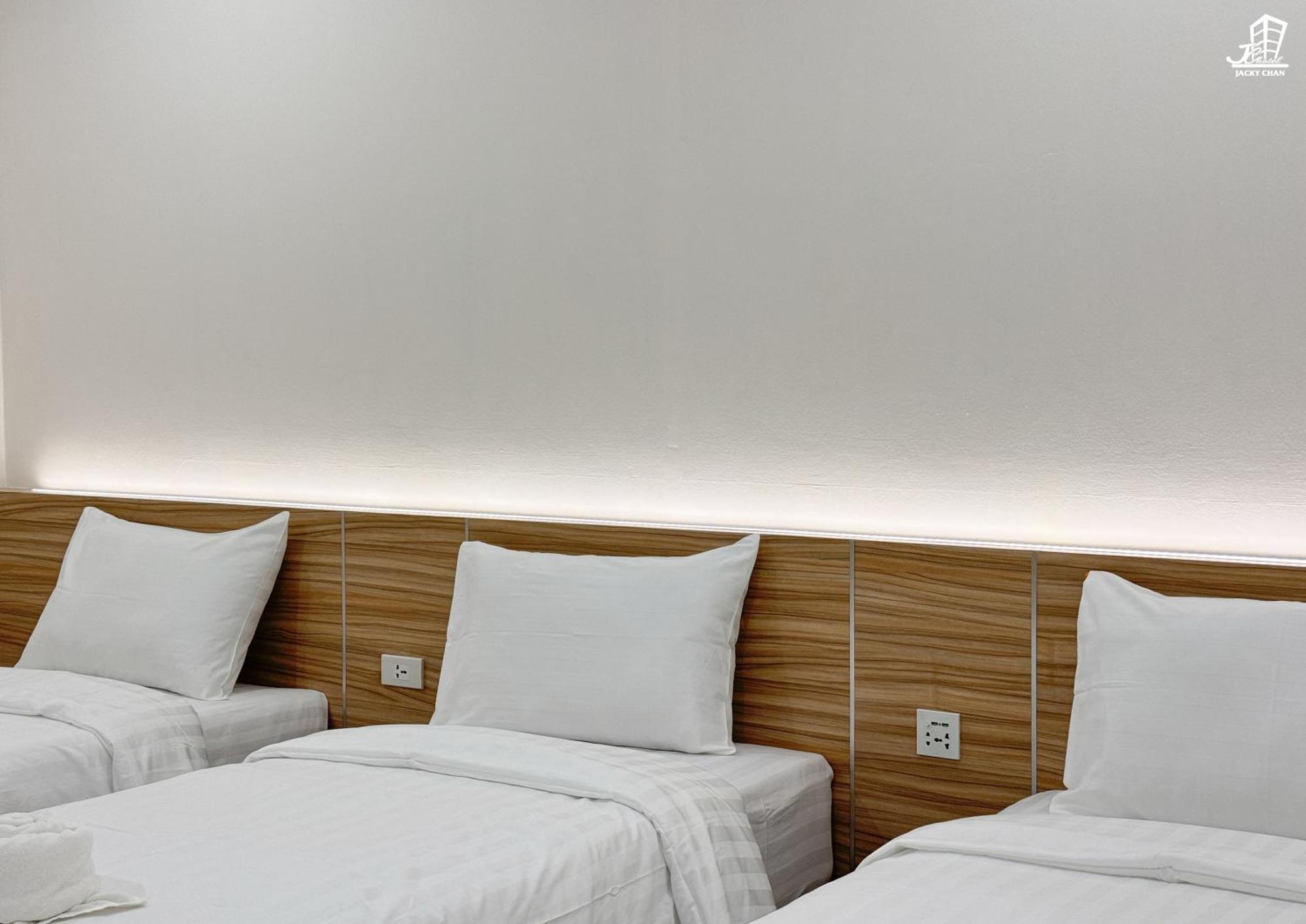 Jacky Chan Hotel Бетонг Екстериор снимка
