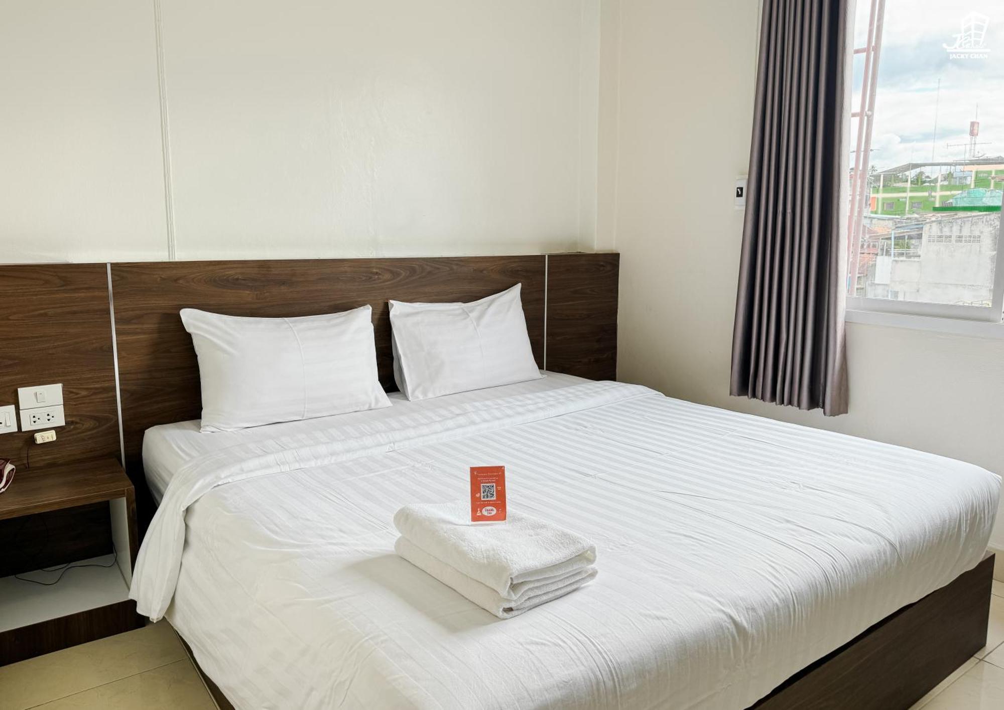 Jacky Chan Hotel Бетонг Екстериор снимка
